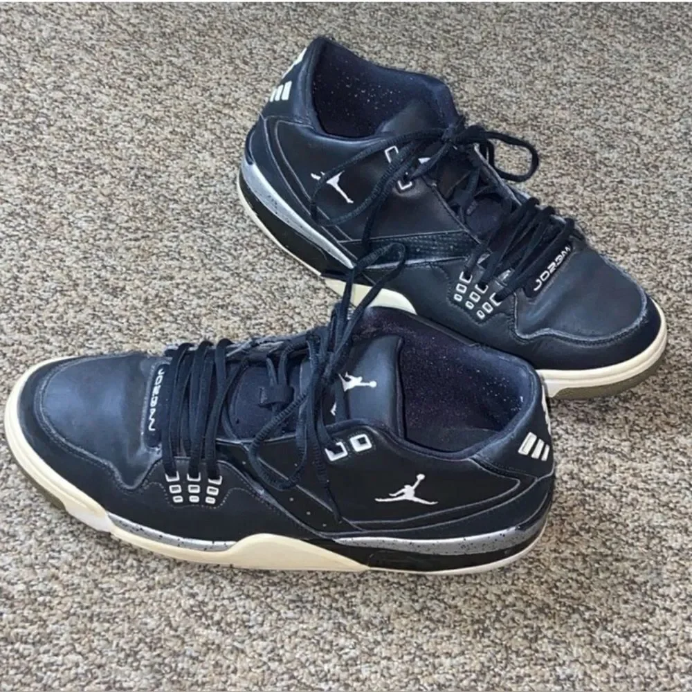 Nike Jordan Flight 23 Little Basketball Men Black and White Athletic Shoes Sz 12